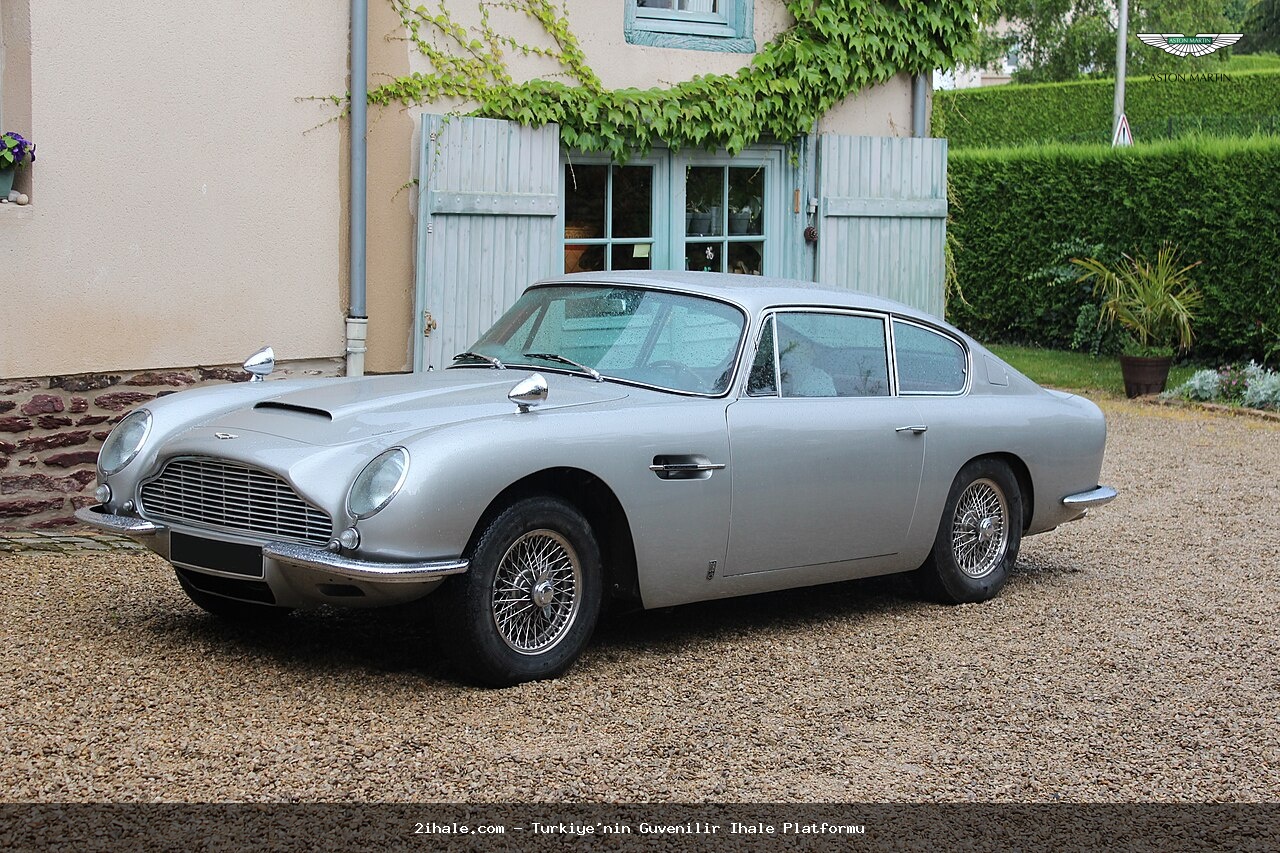 2026 Aston Martin Aston Martin Vantage