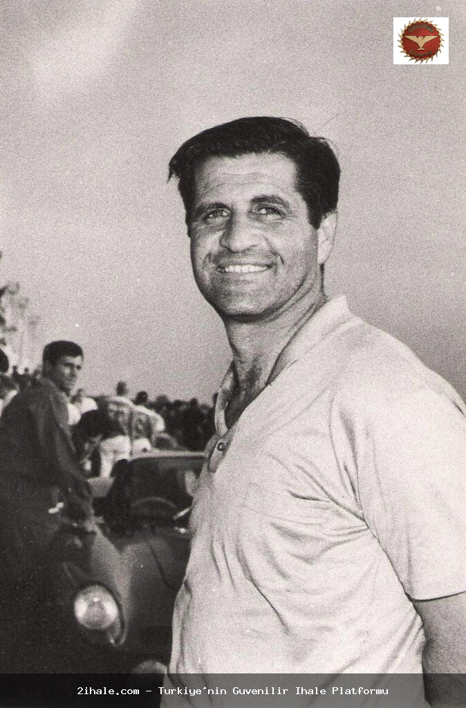 2026 Bizzarrini Bizzarrini Manta