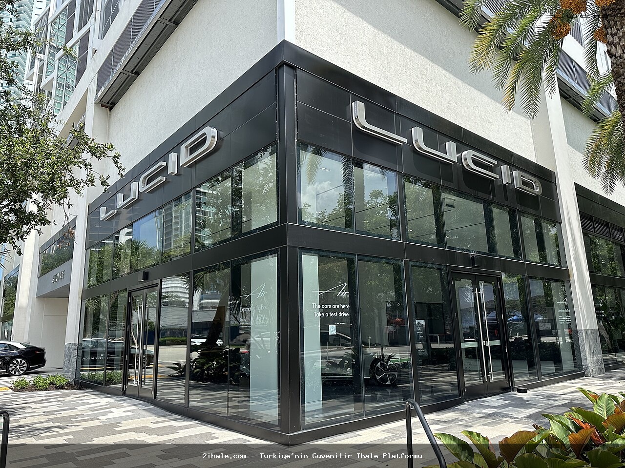 2026 Lucid Lucid Air Touring